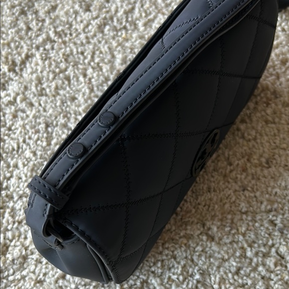 Tory Burch Black Quilted Shoulder Bag with Diamond Stitching - Picture 7 of 9